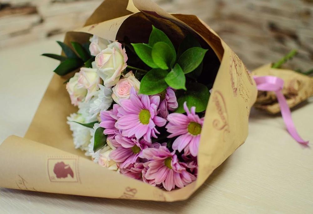 Букет цветов из: Розы и Хризантемы в Доры