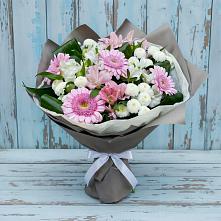 Букет цветов из:  Герберы, Альстромерии и Хризантемы #REPLACE_PRED# Доры