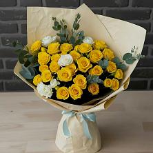 Букет цветов из:  Розы в Доры