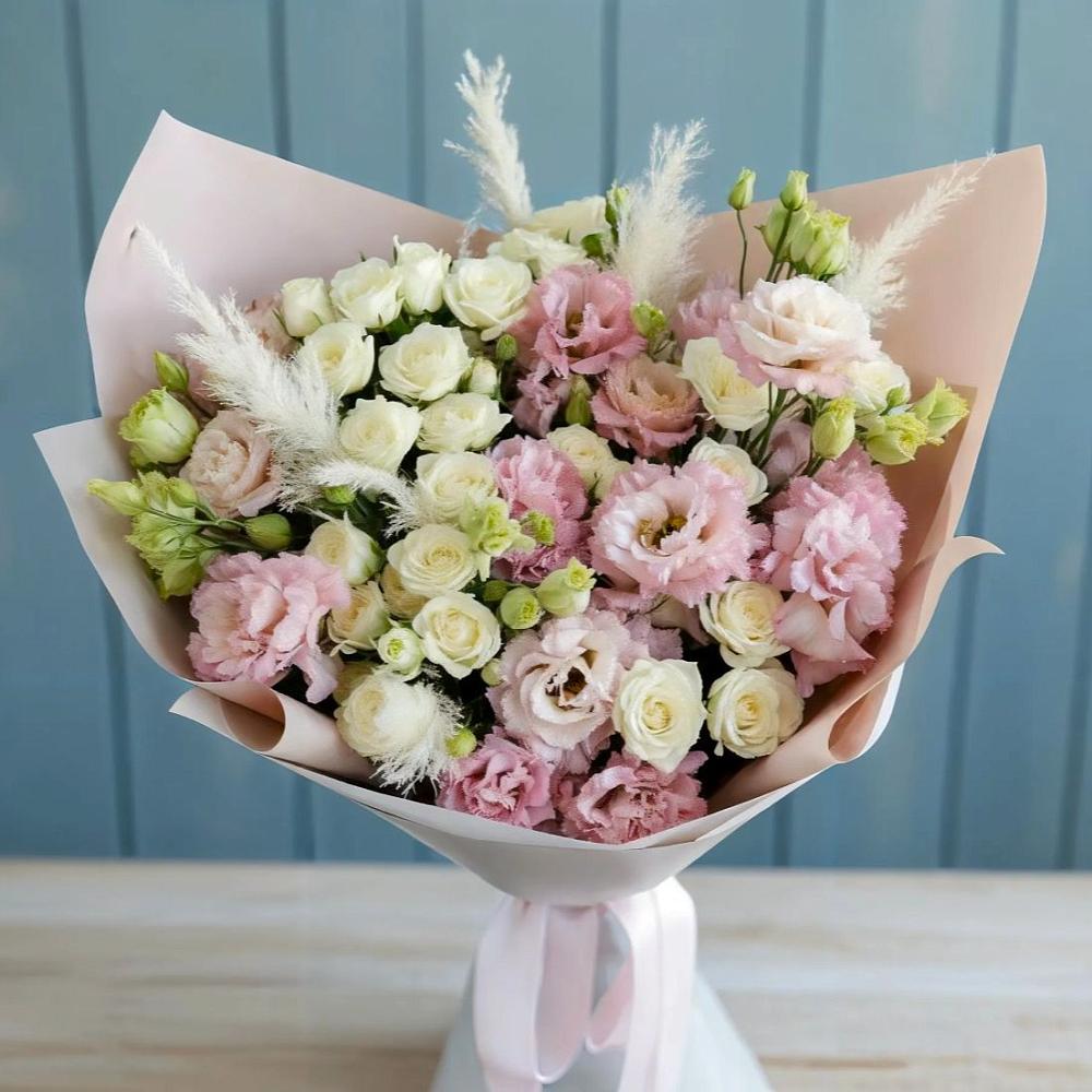 Букет цветов из: Альстромерии и Розы в Доры