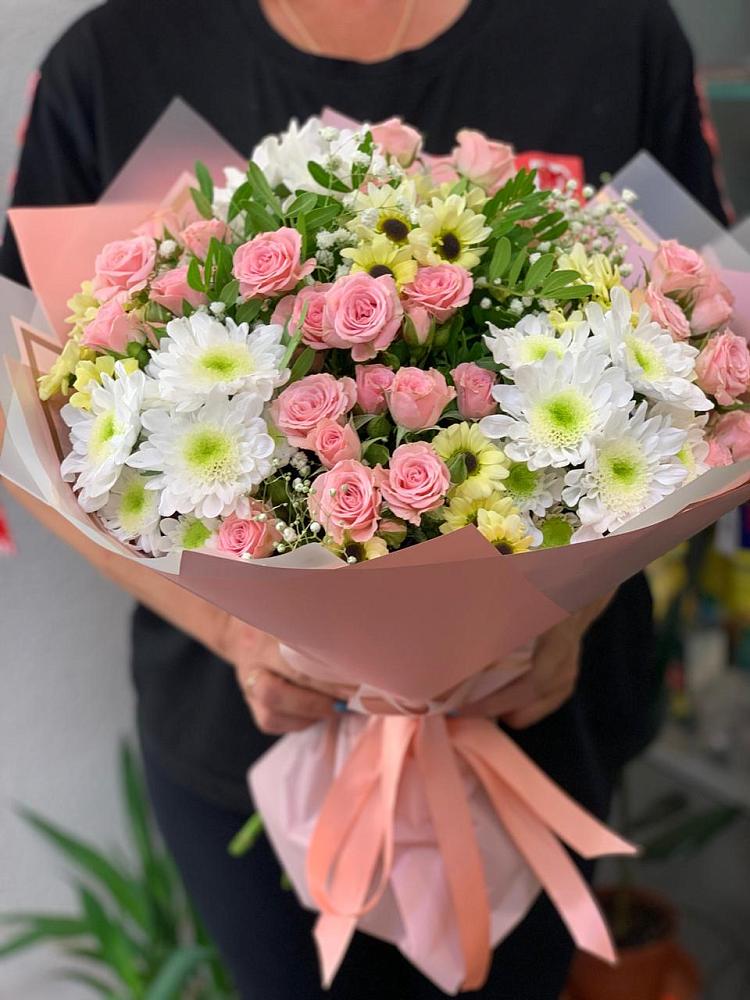 Букет цветов из: Розы и Хризантемы в Доры