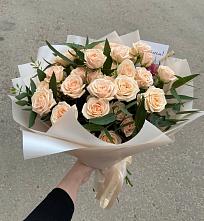 Букет Кремовые розы Латте в Доры