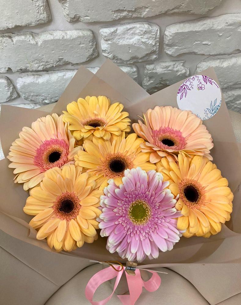 Букет цветов из: Герберы в Доры