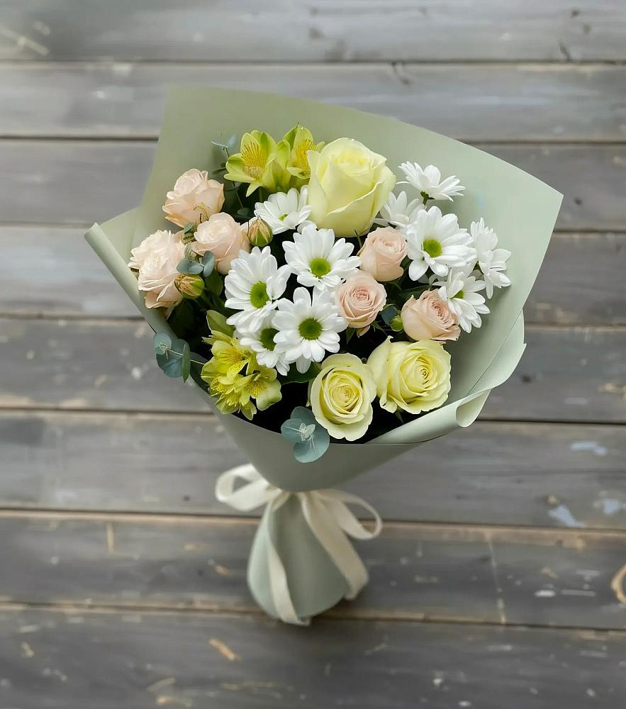 Букет цветов из: Альстромерии, Розы и Хризантемы в Доры