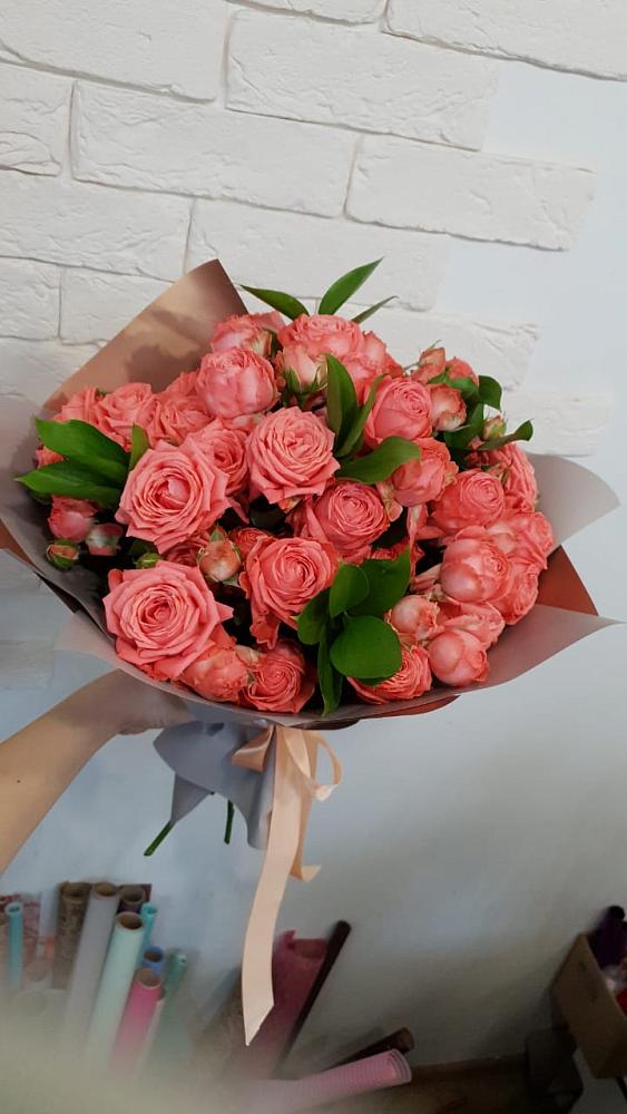 Букет цветов из: Розы в Доры