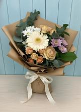 Букет цветов из:  Герберы и Хризантемы в Доры