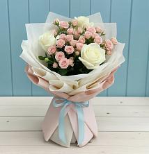 Букет цветов из:  Розы в Доры