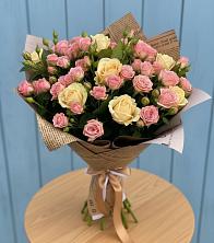 Букет цветов из:  Розы в Доры