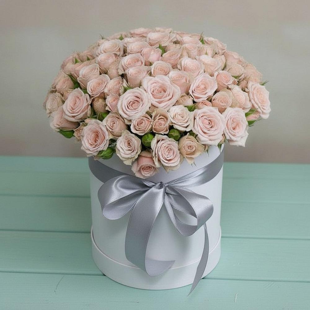 Цветочная композиция из Розы в шляпной коробке в Доры